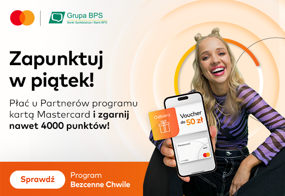 Dziewczyna z telefonem w ręku i informacją o otrzymaniu wouchera na 50 zł z logiem Programu Mastercard Bezcenne Chwile