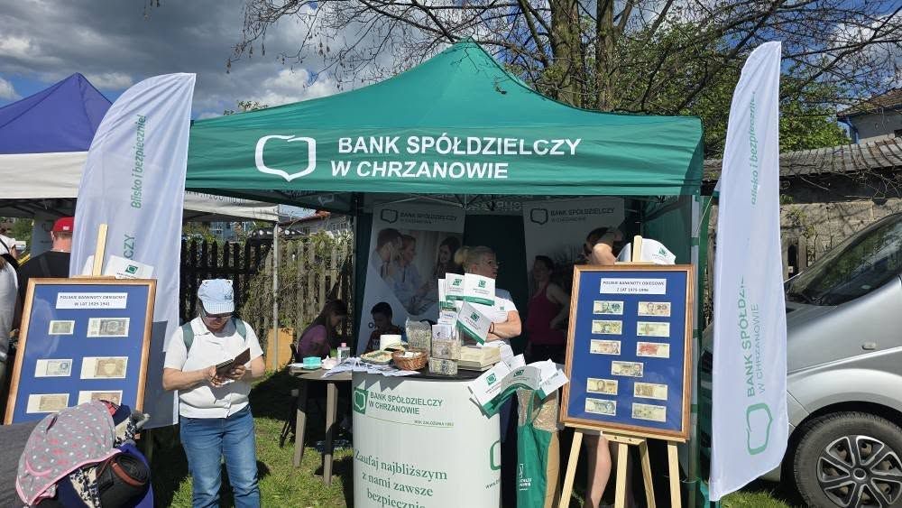 zdjęcie nr 2 stoiska BS Chrzanów podczas majówki "Trzebinia w PRL"
